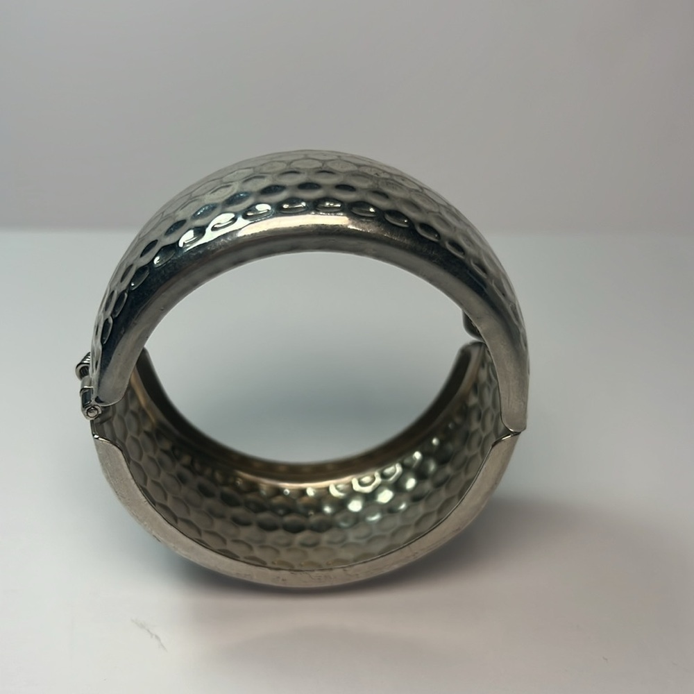 Silver cuff bracelet easy on off 1 1/4” thick - Picture 2 of 8